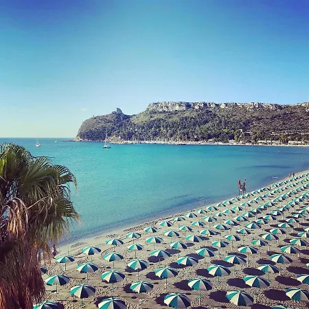 Lungomare Poetto Loft Cagliari